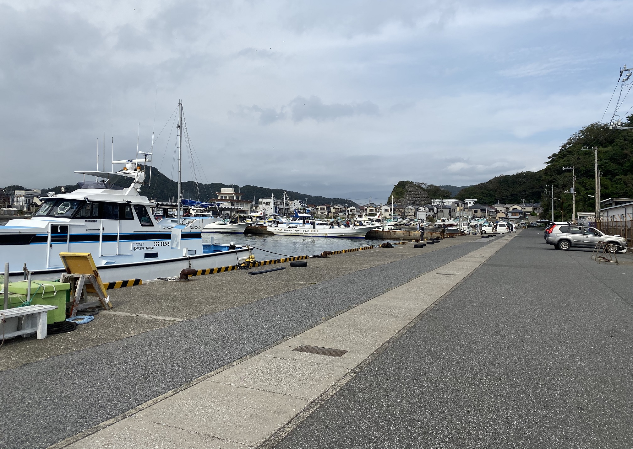 勝山漁港　駐車スペース