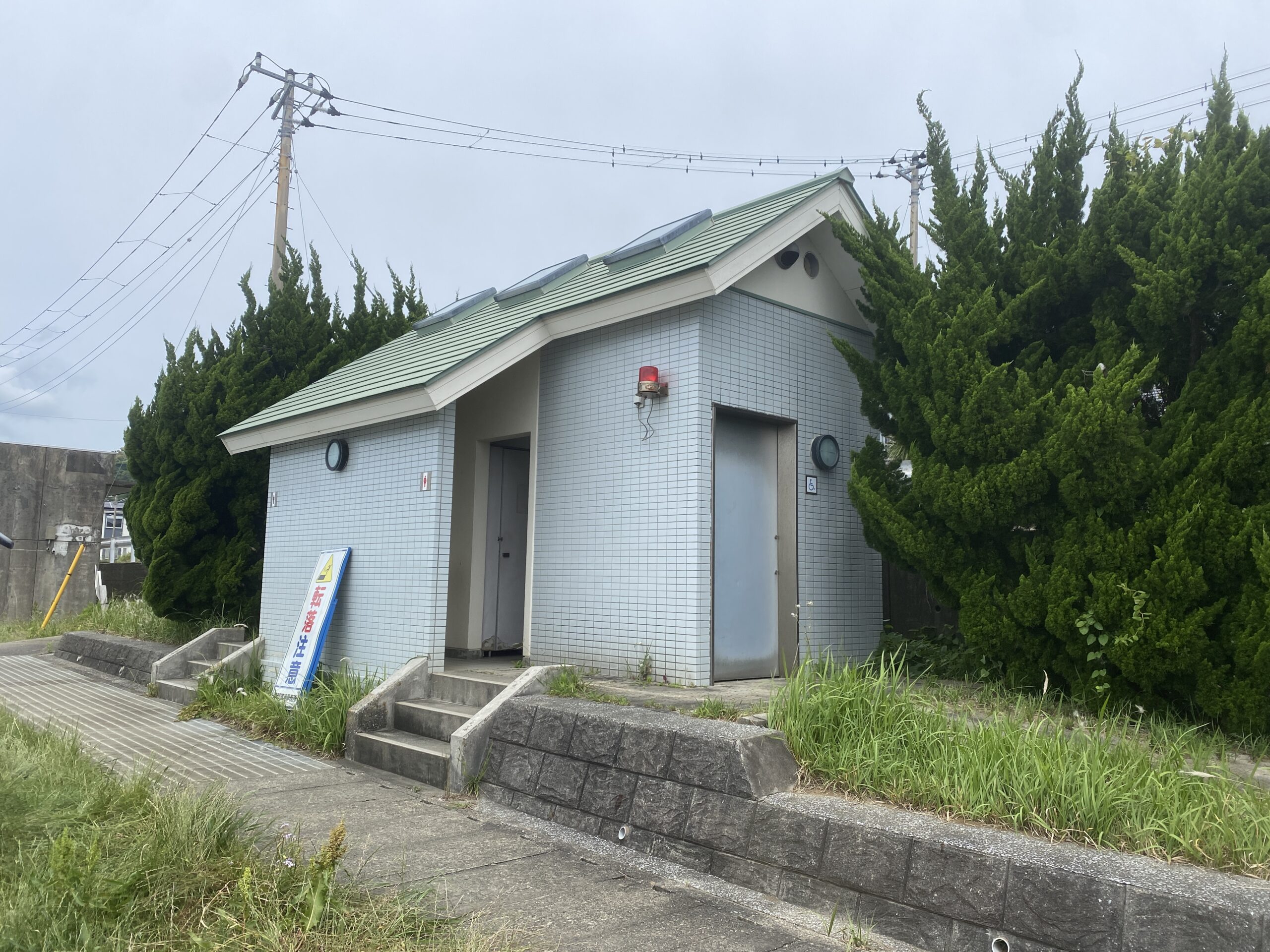 乙浜漁港　釣り　トイレ