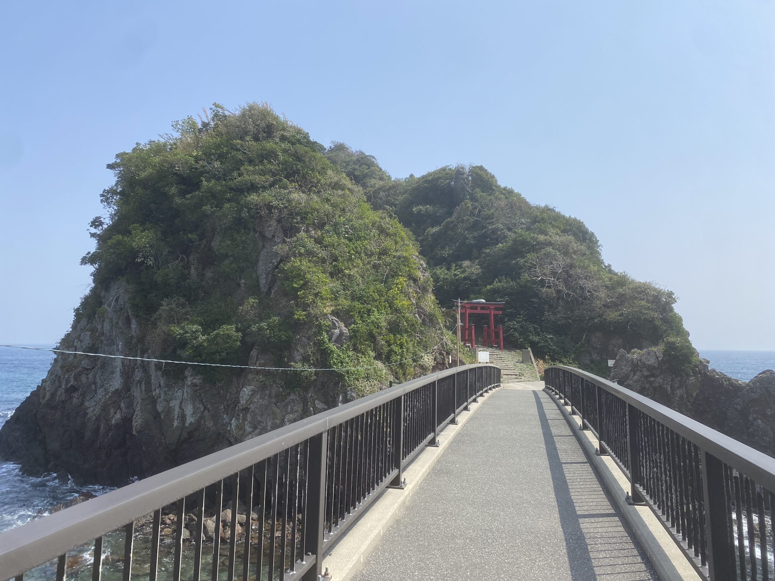 鴨川漁港　弁天島　釣り