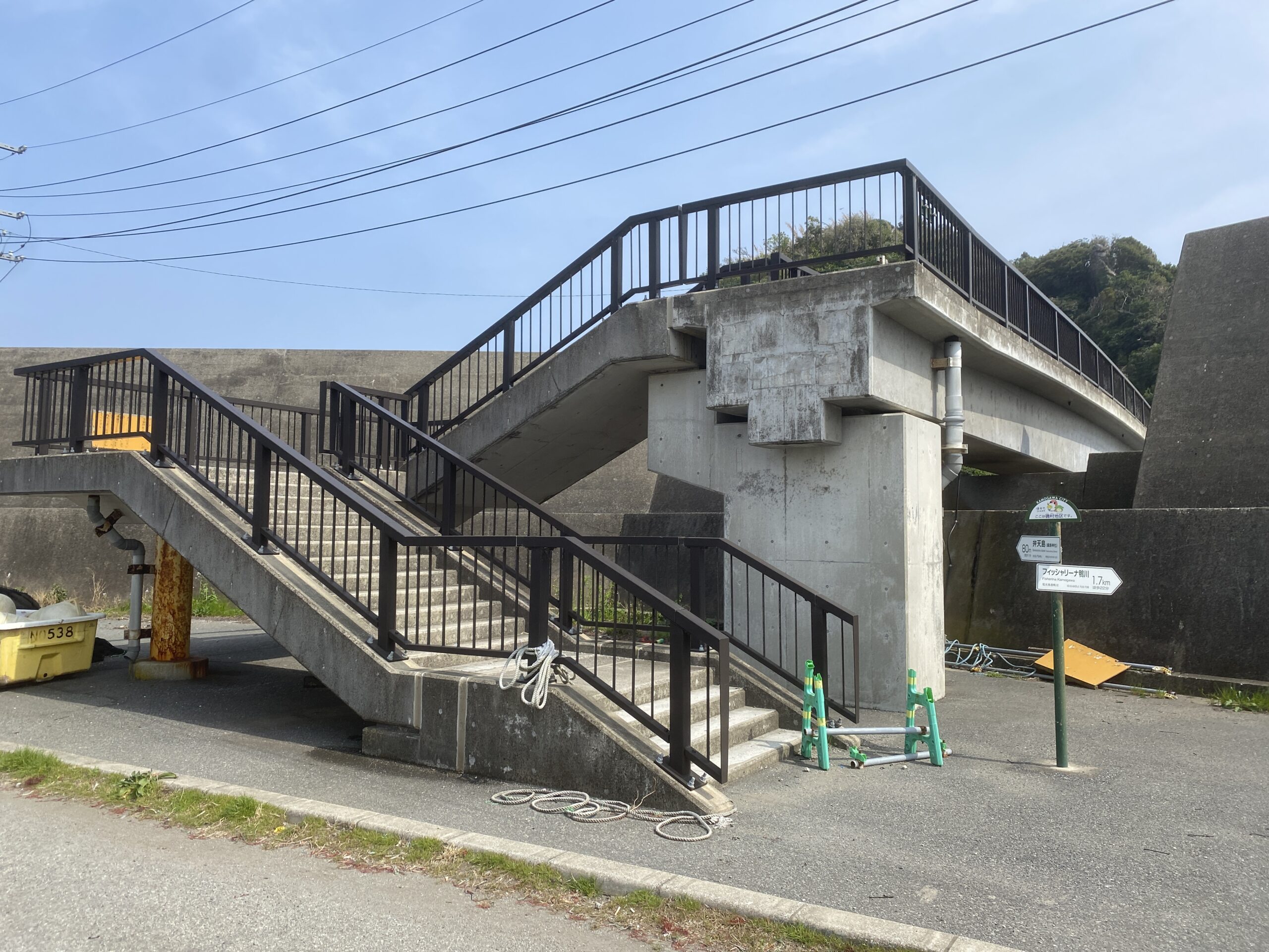 鴨川漁港　弁天島　釣り