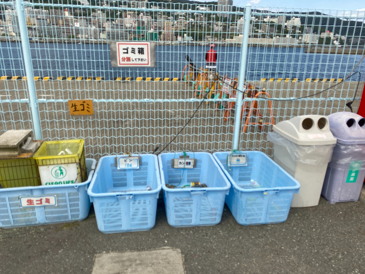 熱海港海釣り施設　釣り