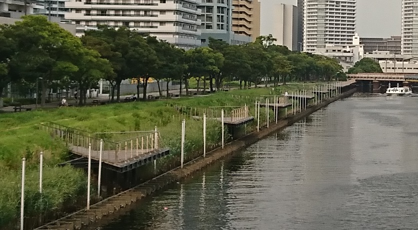横浜　ポートサイド公園