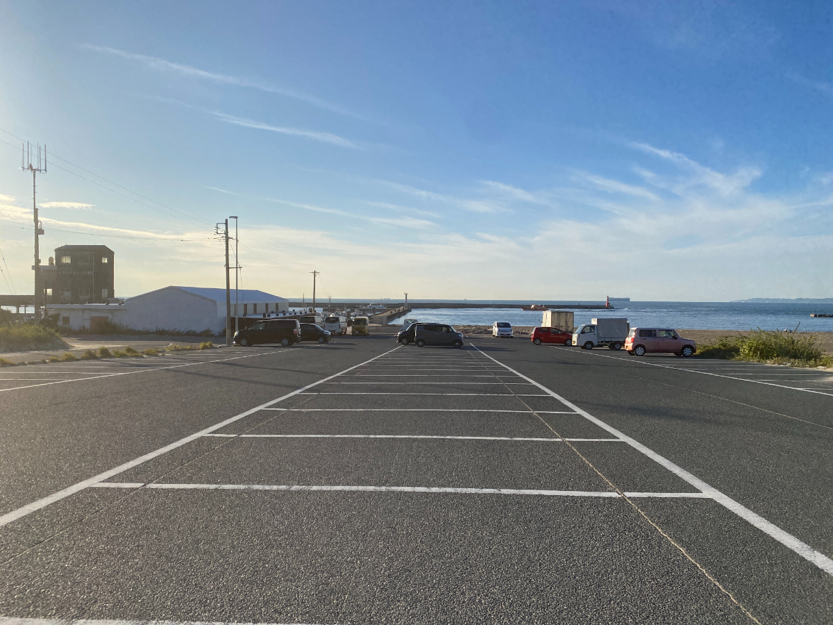 伊良湖港　釣り　駐車場
