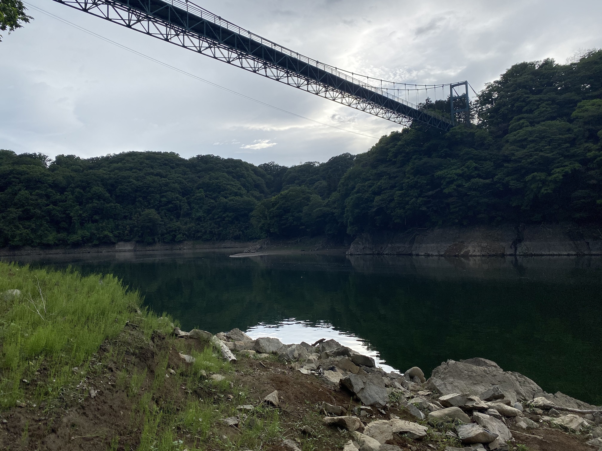 津久井湖　バス釣りポイント　又野送気所前