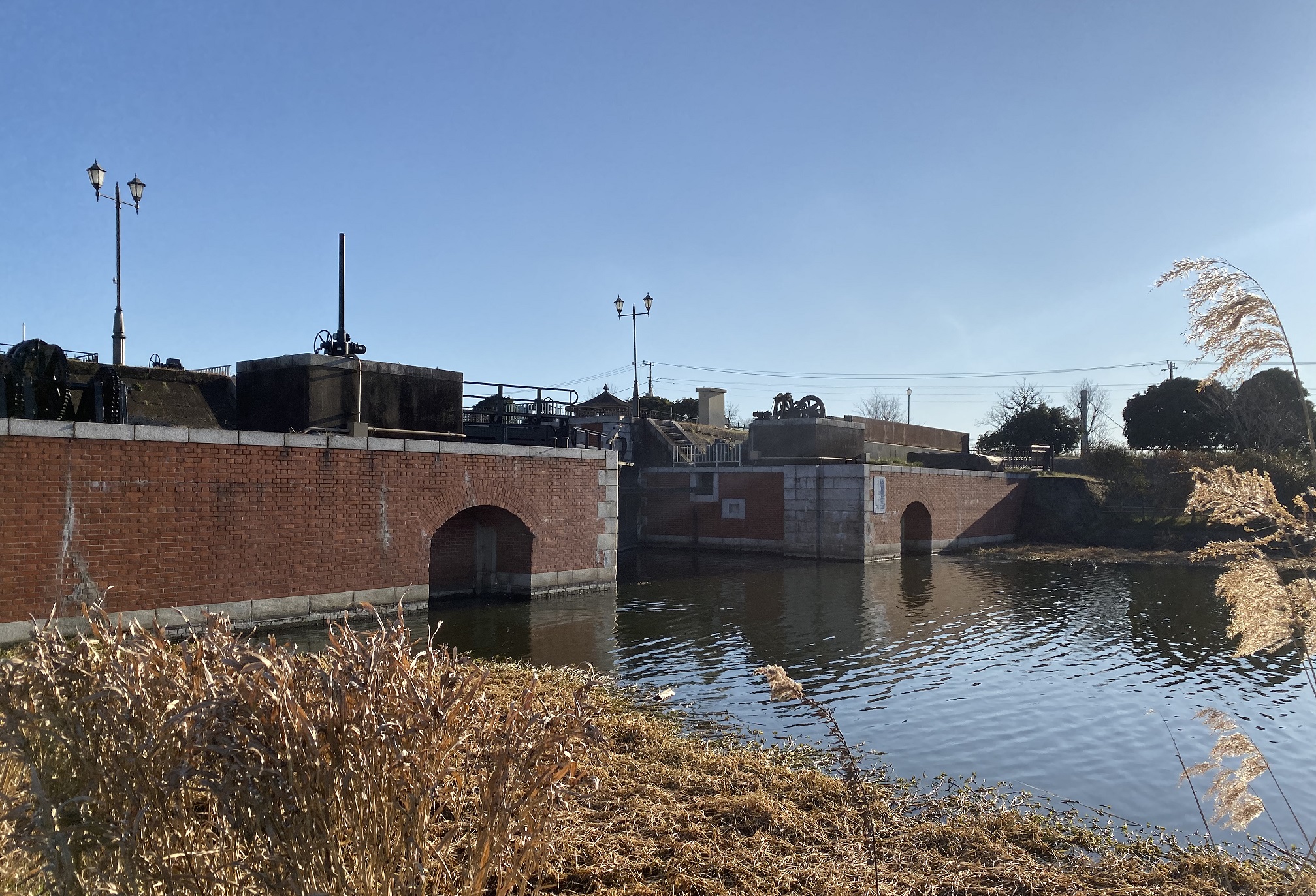 横利根閘門ふれあい公園