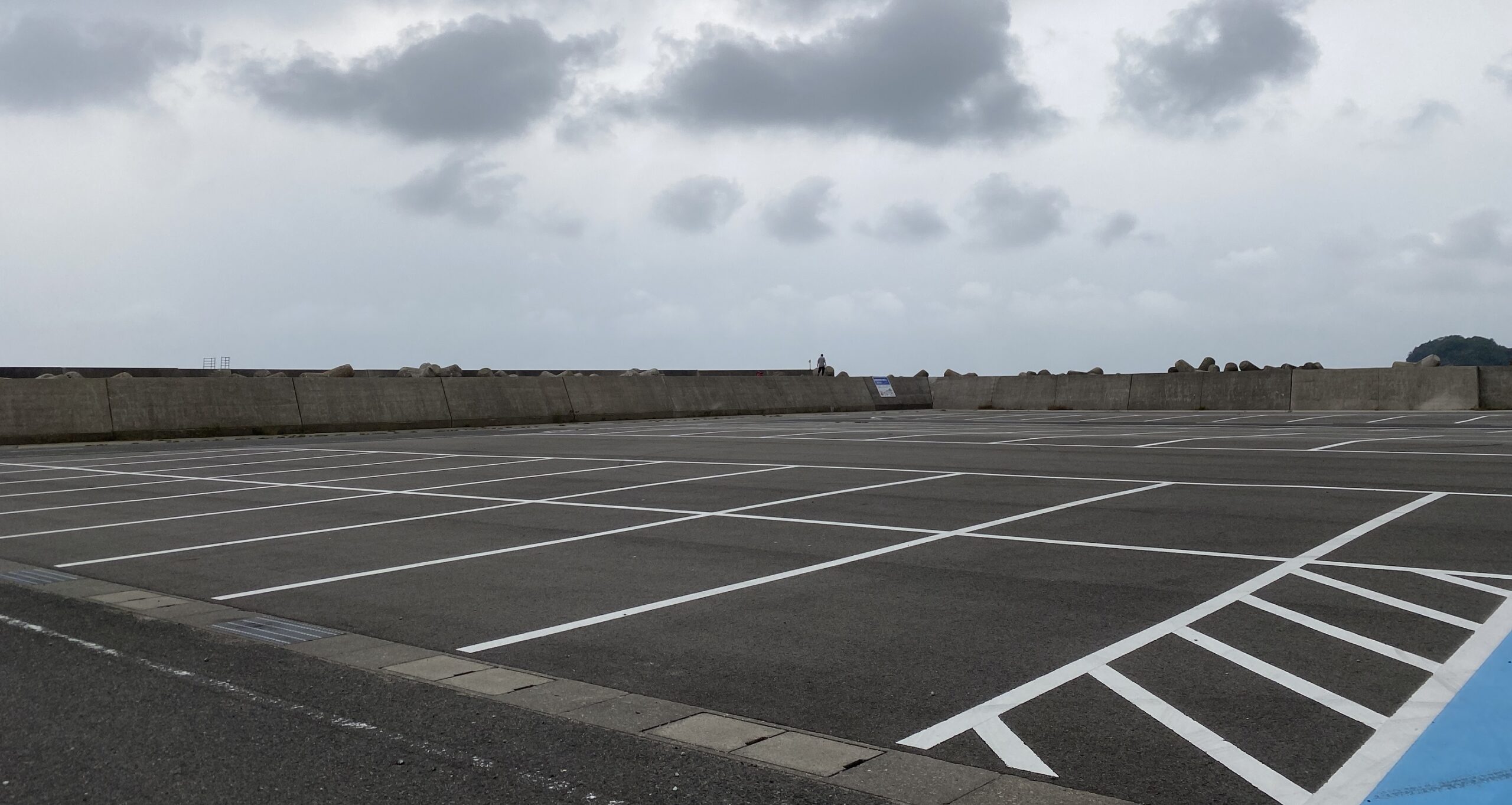 雑賀崎漁港　駐車場