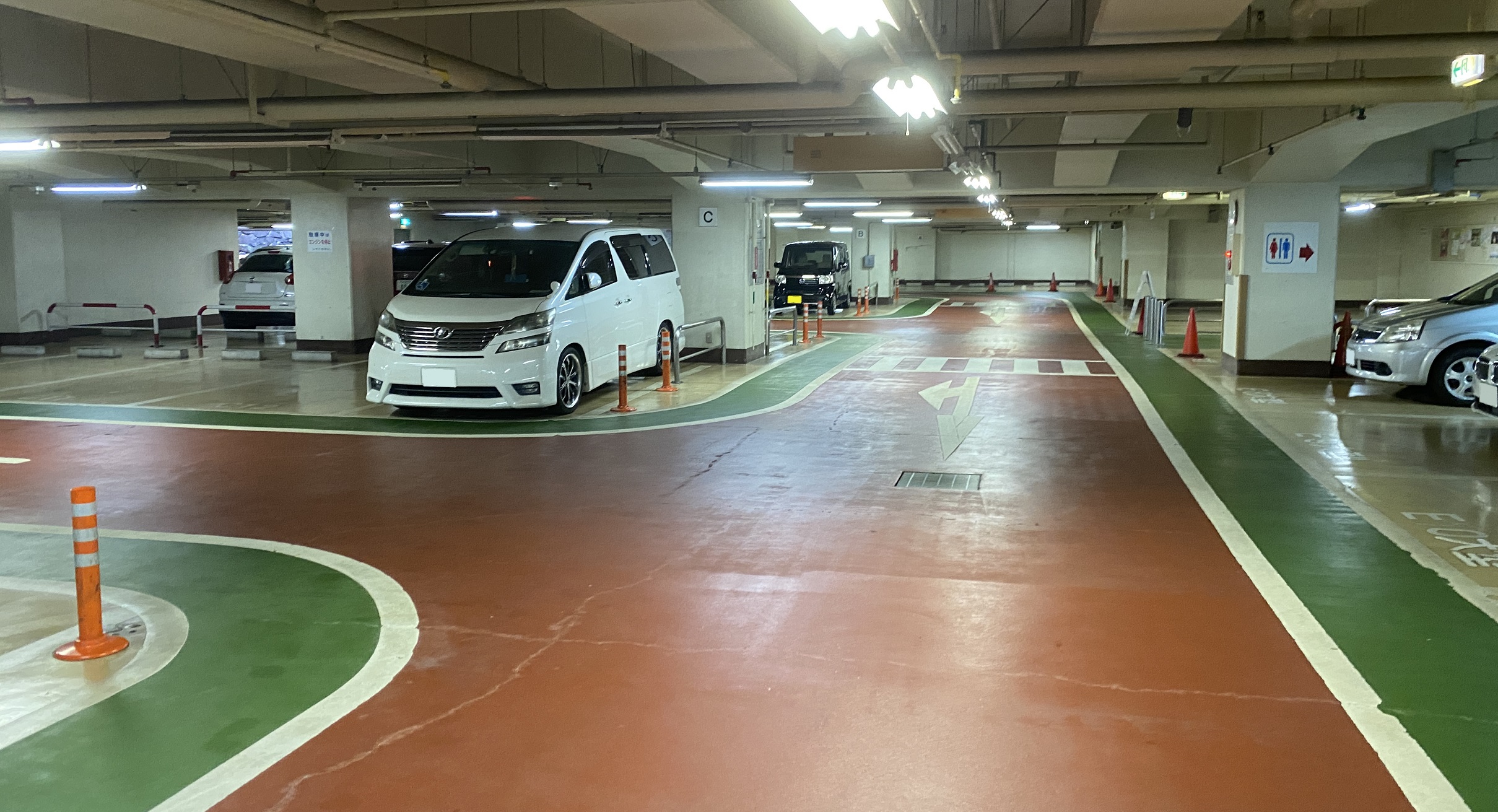 相模湖　勝瀬観光　駐車場