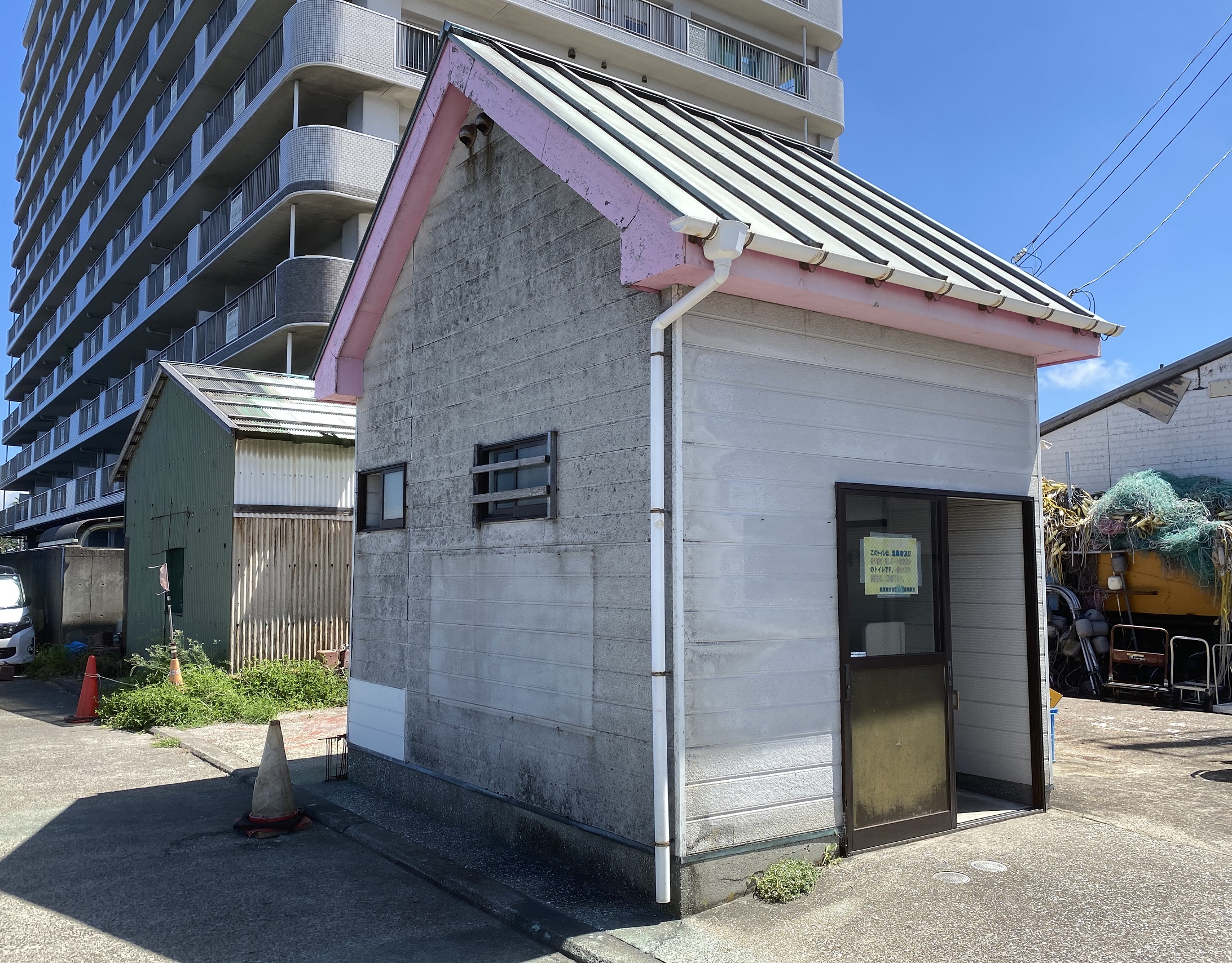 横須賀 大津港 レンタルボート釣り トイレ