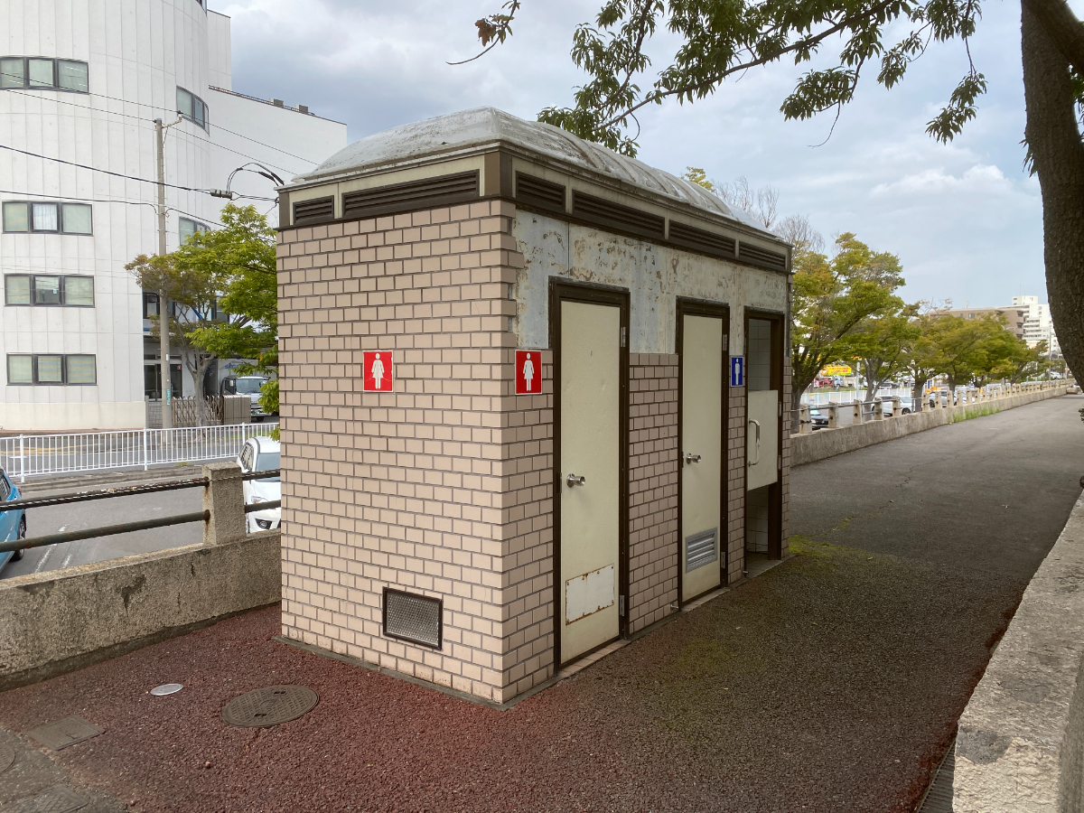 旧江戸川河口　釣り　トイレ