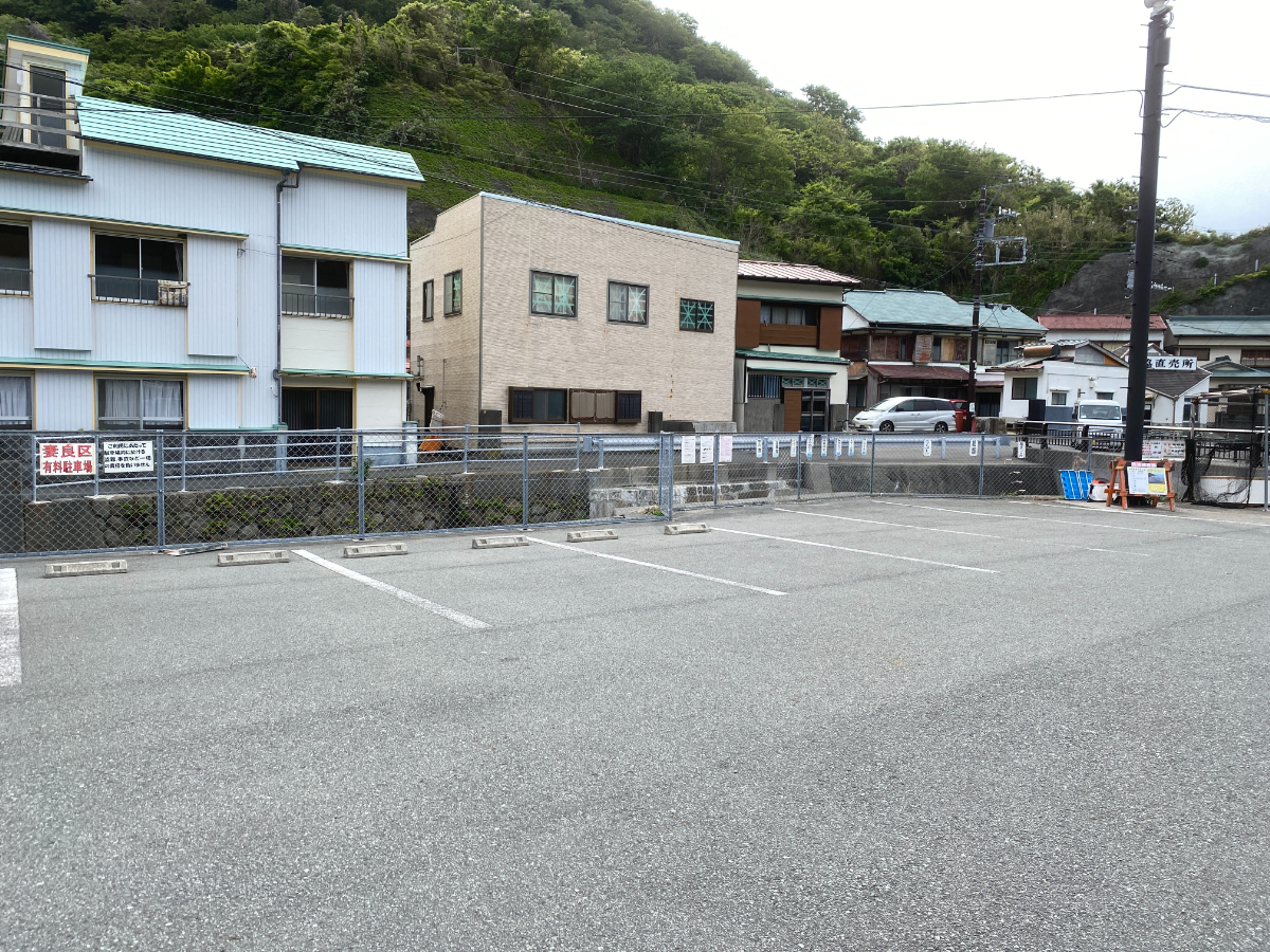 妻良港　釣り　駐車場