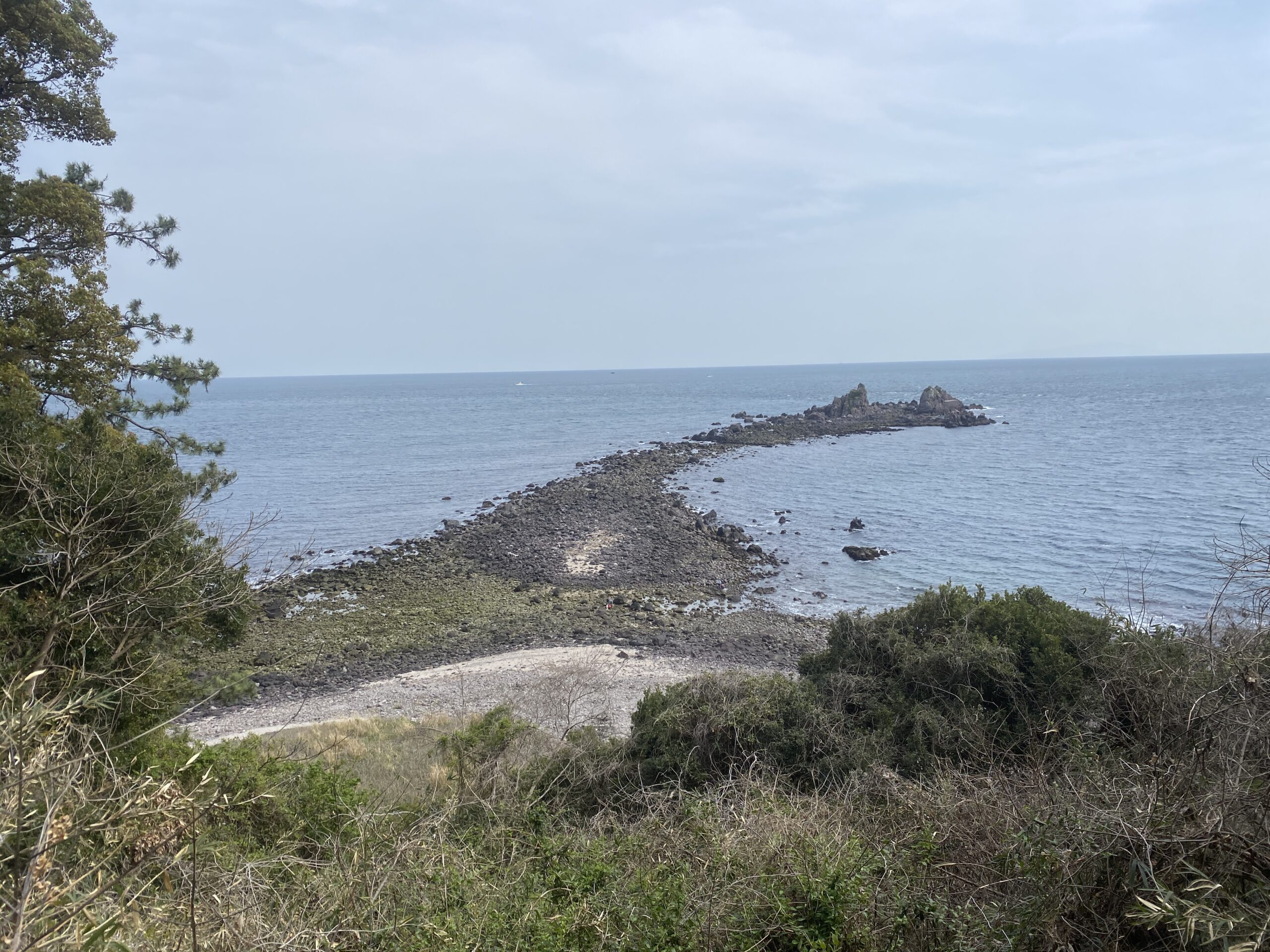 真鶴半島の磯釣りポイント　鉄棒