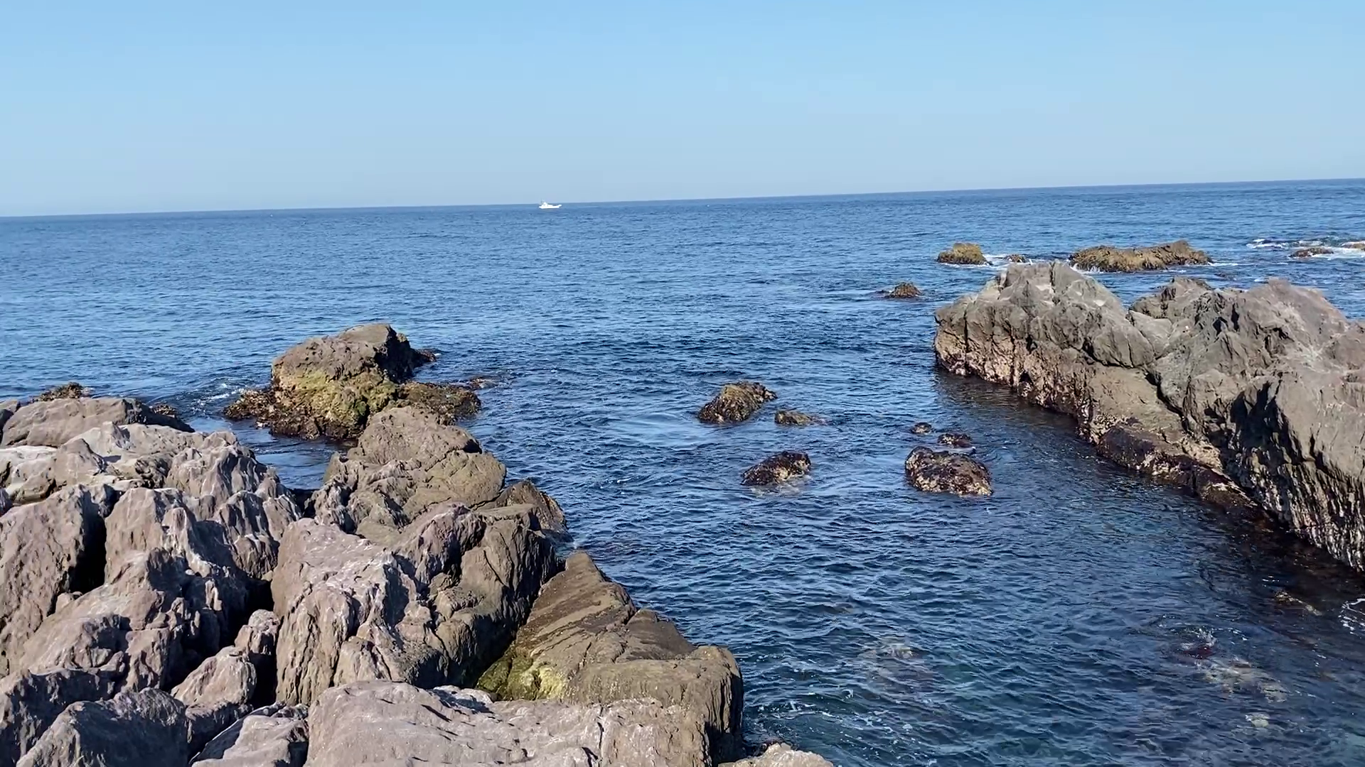 真鶴半島の磯釣りポイント　鉄棒